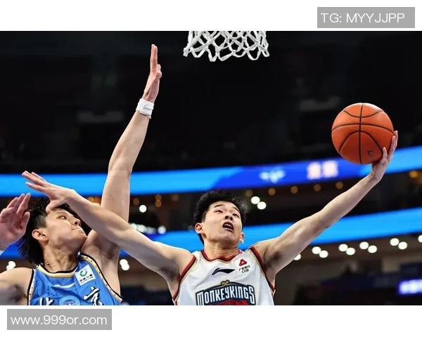 上海篮球队防守表现分析与改进建议探讨